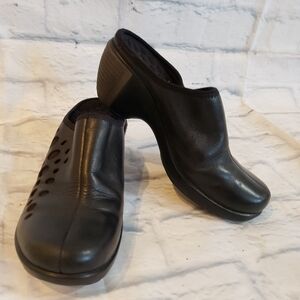 Privo by Clark's size 6